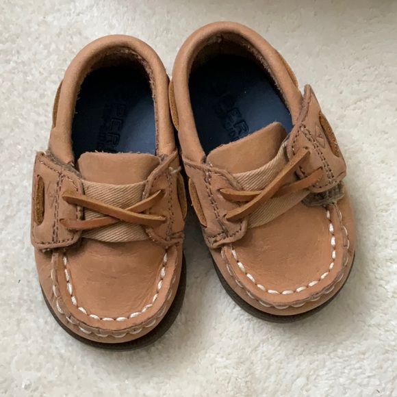 Sperry baby boy crib Jr Sahara. Size 2M - Picture 5 of 10